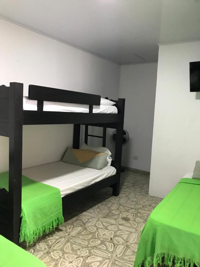 Hostal Maderos Santa Rosa De Cabal Eksteriør billede