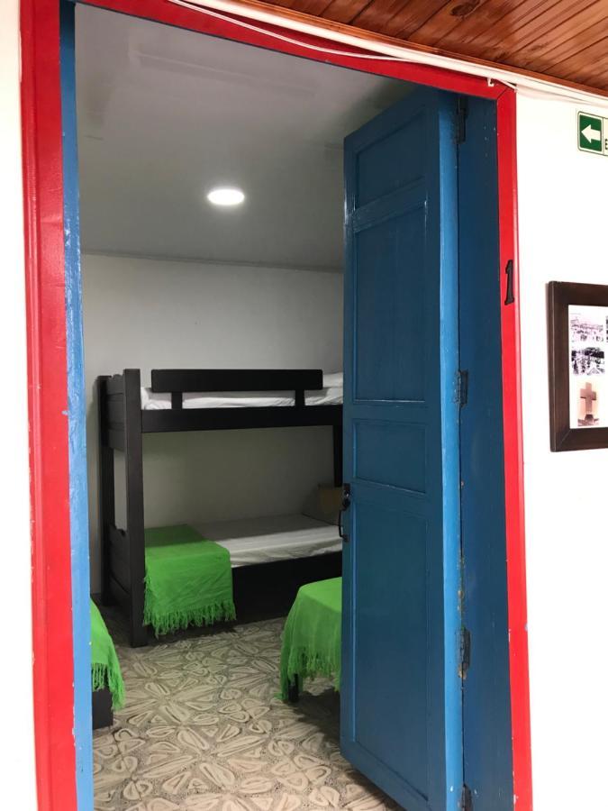 Hostal Maderos Santa Rosa De Cabal Eksteriør billede